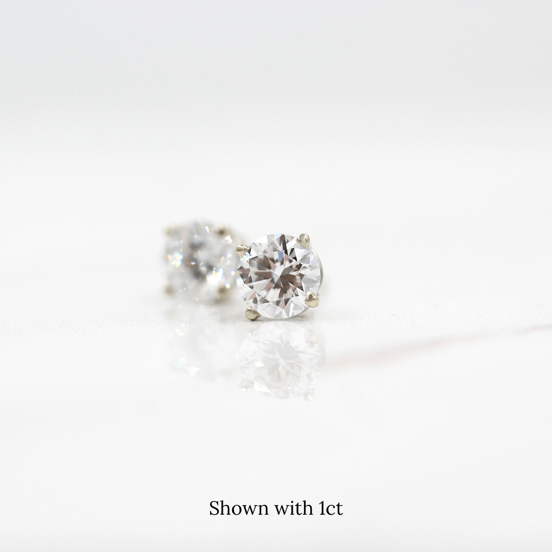 Earrings The Classic Stud Earrings in White Gold with Lab-Grown Diamond