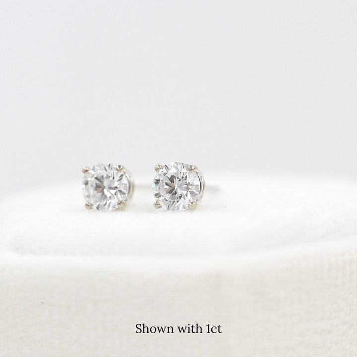 Earrings The Classic Stud Earrings in White Gold with Lab-Grown Diamond