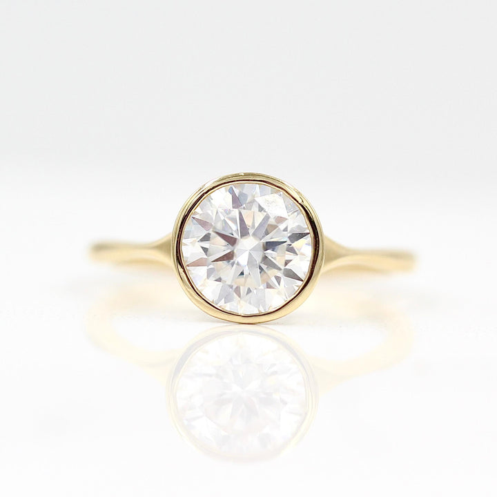 Ready-to-ship Ring 14k Yellow Gold The Stevie Ring (Round) in Yellow Gold with 2ct Moissanite