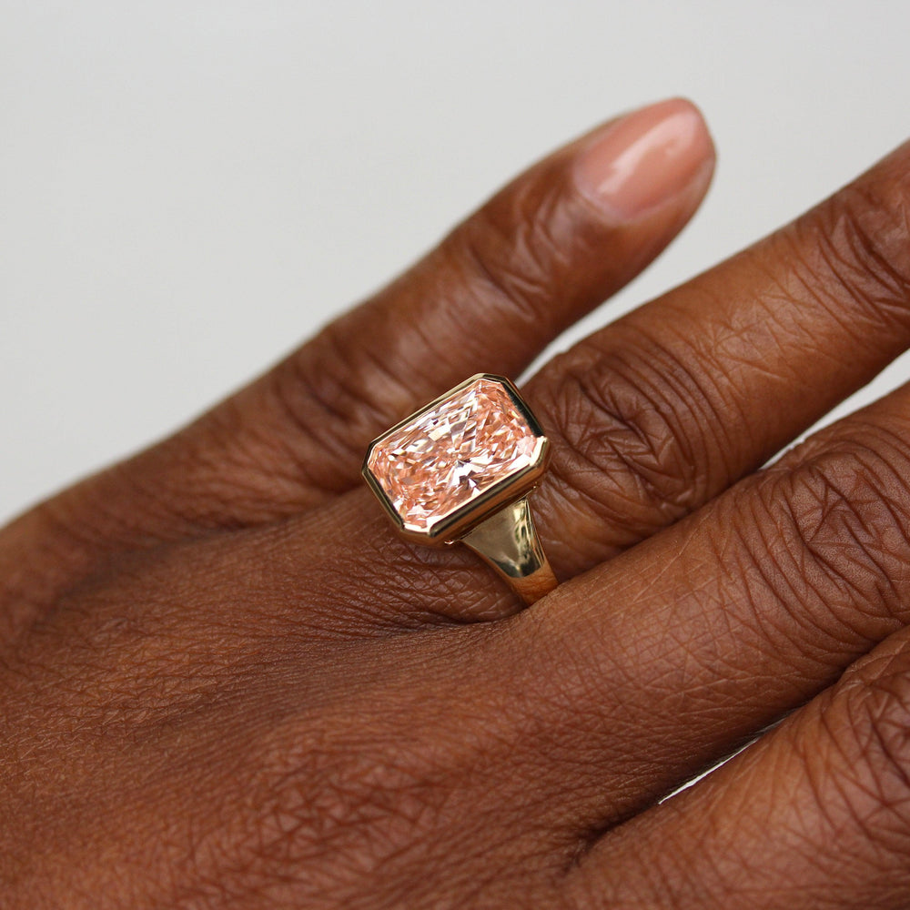 Engagement Ring 14k Yellow Gold / 3.8ct The Billie Ring (Radiant) in Yellow Gold with 3.8ct Pink Lab-Grown Diamond