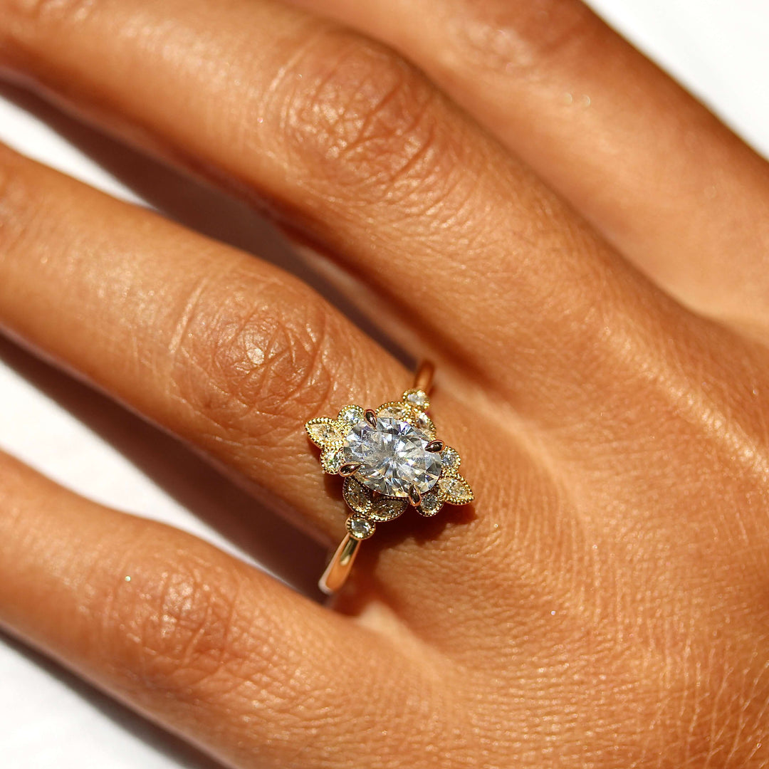 Engagement Ring The Harlow Ring (Oval)