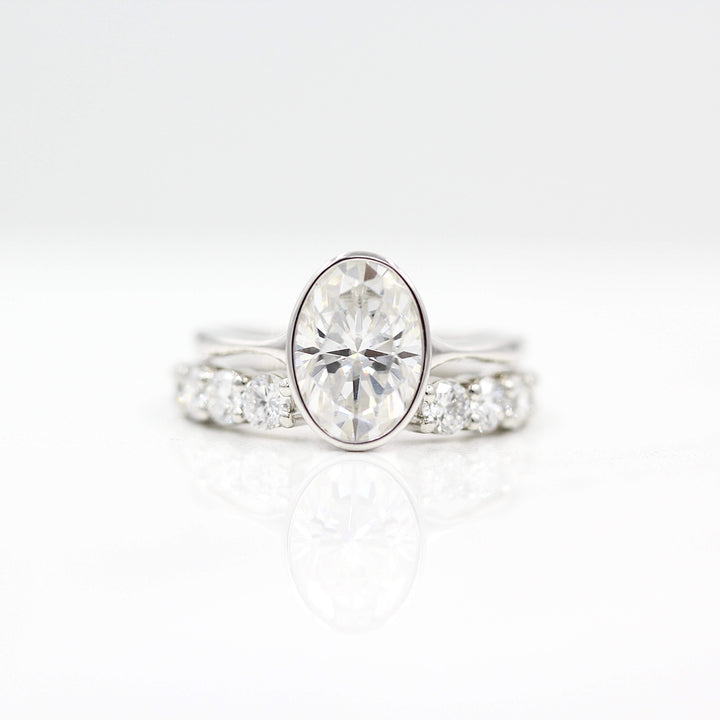 Engagement Ring The Stevie Ring (Oval)