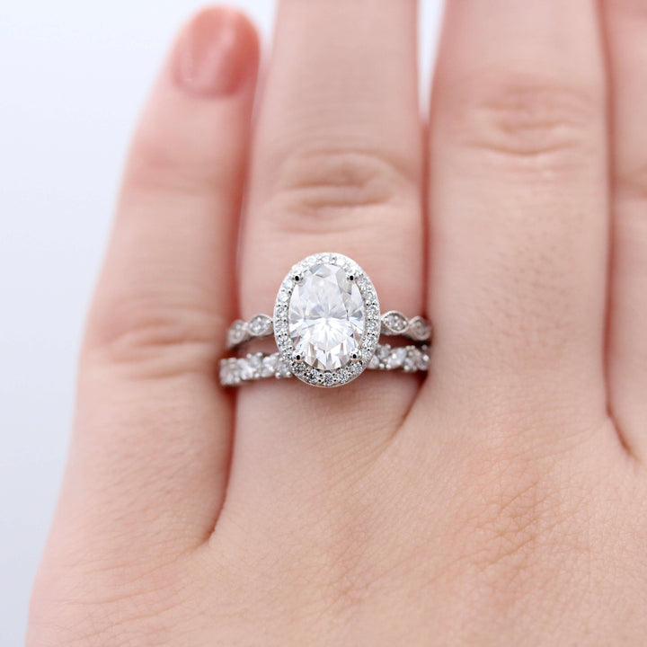 Ready to Ship Ring 14k White Gold The Isla Ring (Oval) in White Gold with 2ct Moissanite
