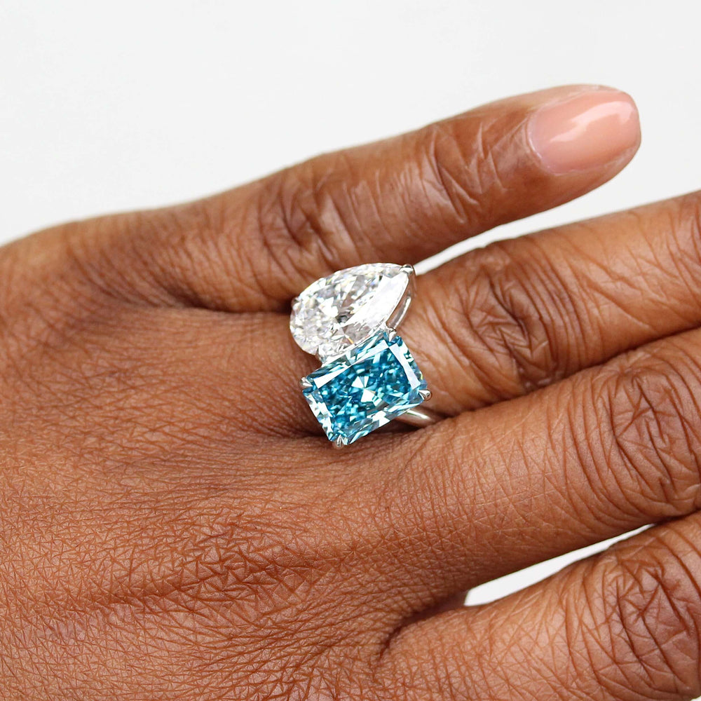 Ready to Ship Ring Platinum La Grande Toi Et Moi Ring in Platinum with 6.7ct Lab-Grown Diamond