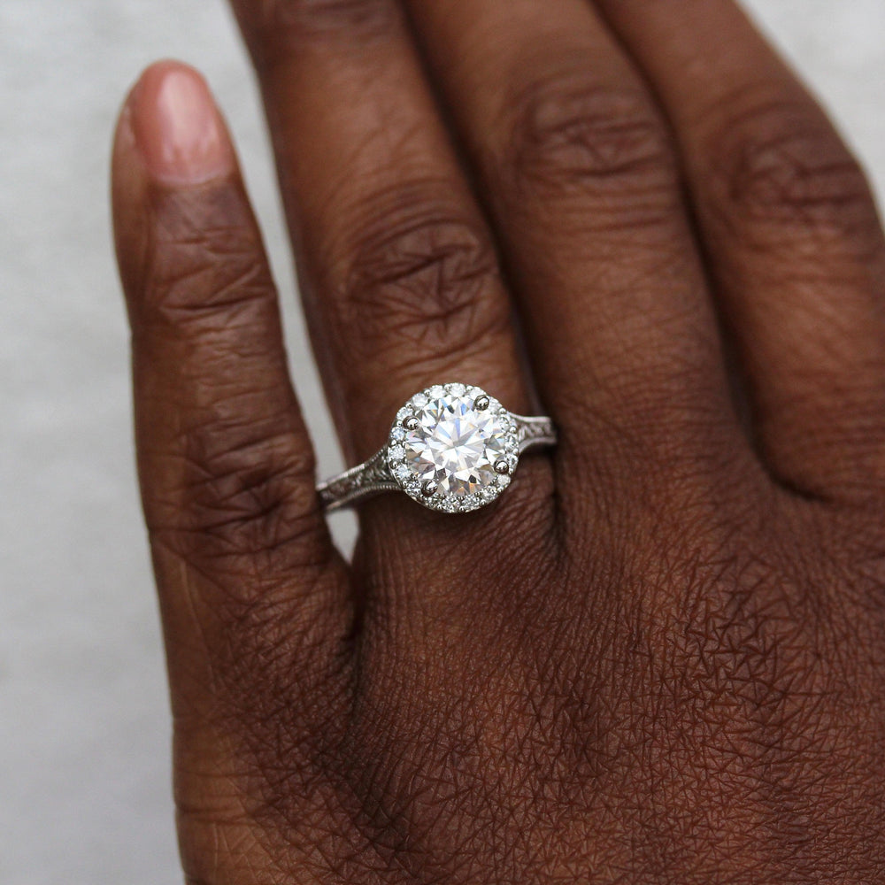 Engagement Ring The Sabrina Ring (Round)