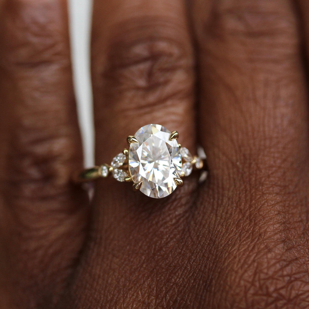 Engagement Ring The Sophia Ring (Oval)