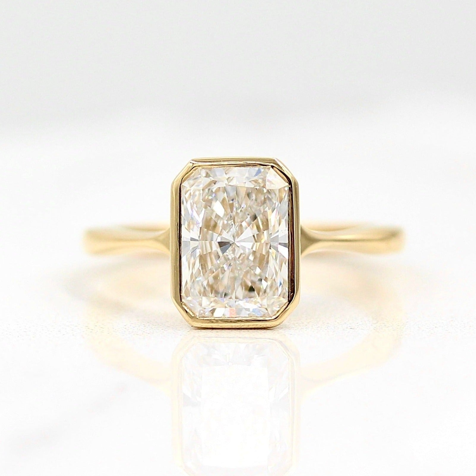 Engagement Ring The Stevie Ring (Radiant)