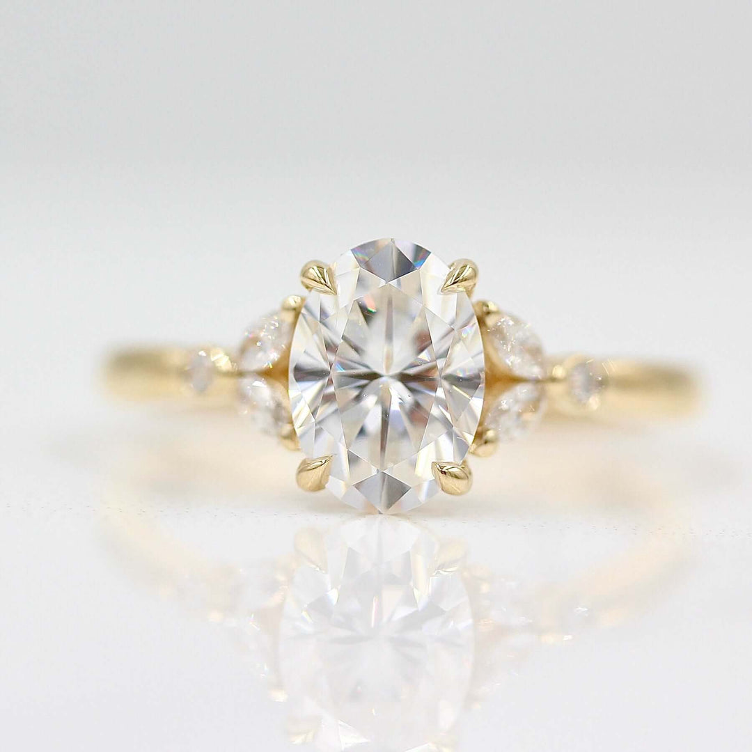 Engagement Ring The Sophia Ring (Oval)
