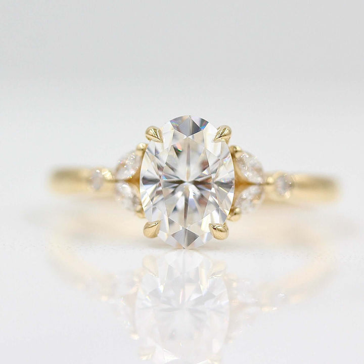 Engagement Ring The Sophia Ring (Oval)