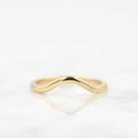 Ready-to-ship Ring 14k Yellow Gold The Wave Wedding Band in Yellow Gold