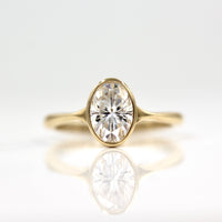 Engagement Ring The Stevie Ring (Oval)