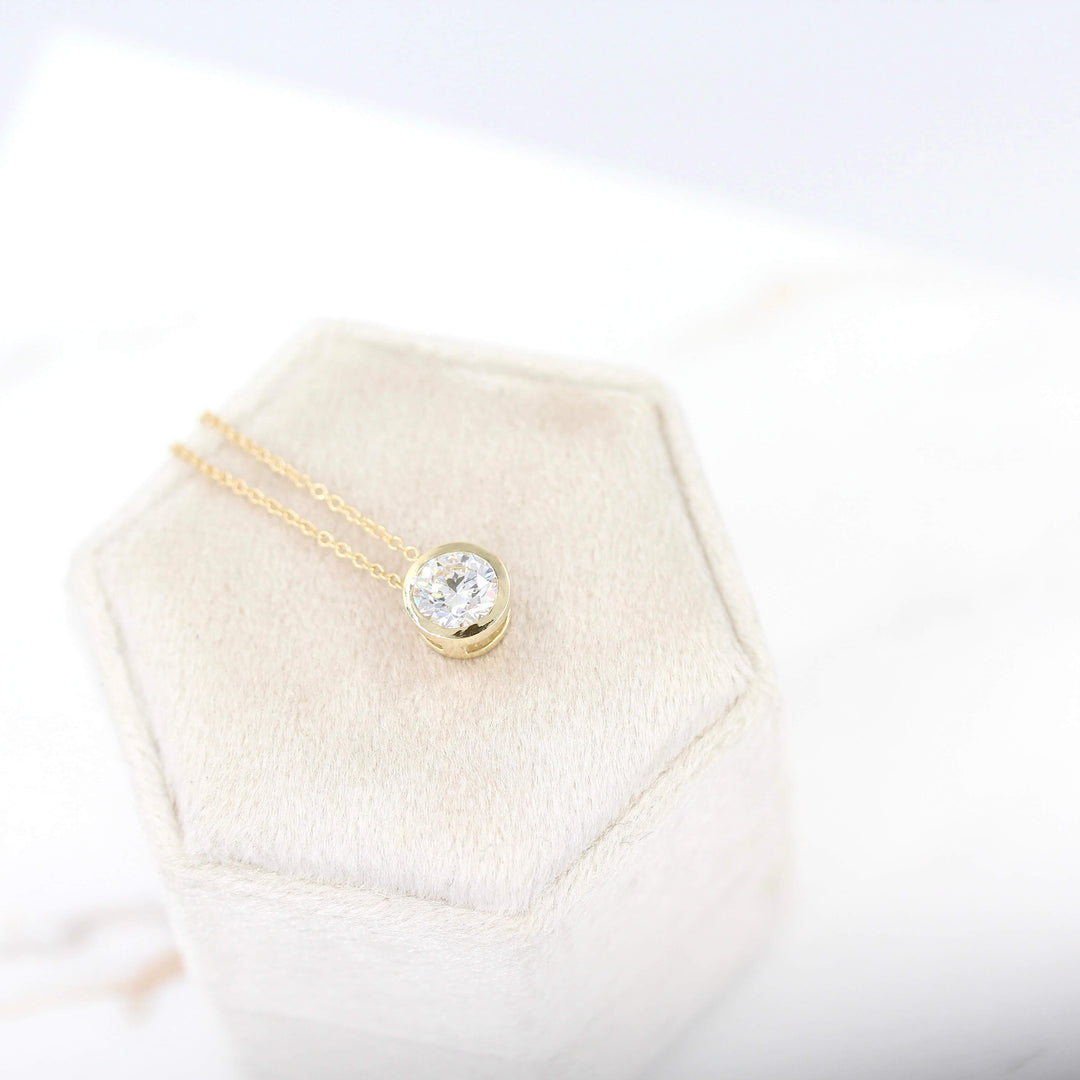 Necklace 14k Yellow Gold / 1ct 1ct Diamond Bezel Necklace in Yellow Gold
