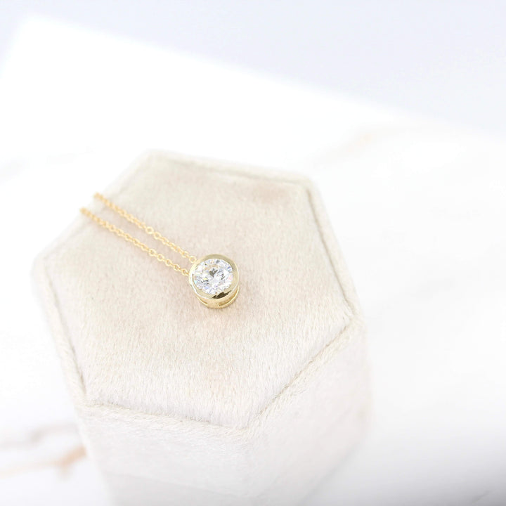 Necklace 14k Yellow Gold / 1ct 1ct Diamond Bezel Necklace in Yellow Gold