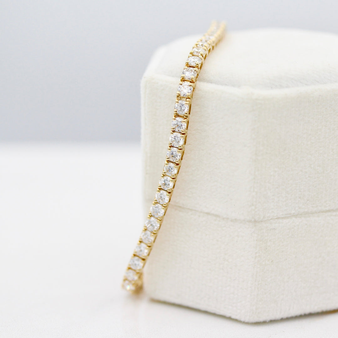 The 5ct Classic Lab-Grown Diamond Tennis Bracelet 7" in Yellow Gold