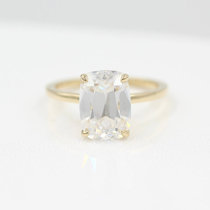 The Eri Ring in Yellow Gold against a white background