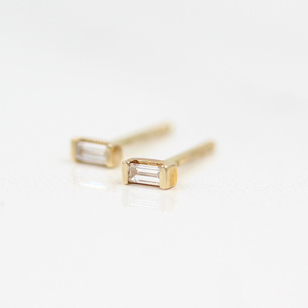 Earrings 14k Yellow Gold Baguette Earrings in Yellow Gold
