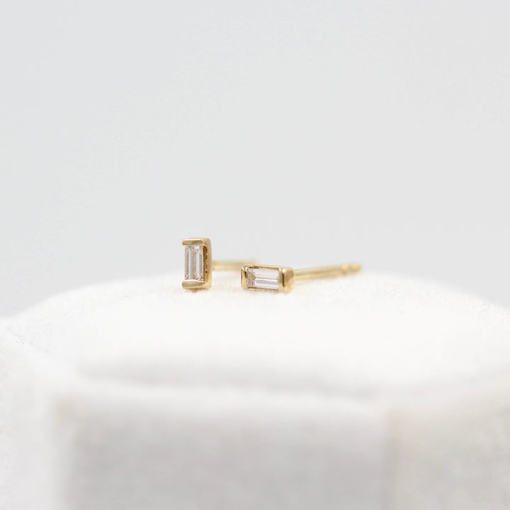 Earrings 14k Yellow Gold Baguette Earrings in Yellow Gold