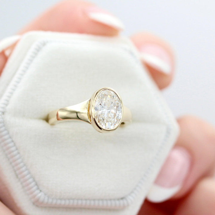 Ready to Ship Ring Lab-Grown Diamond / 14k Yellow Gold / 2ct The Billie Ring (Oval) in Yellow Gold with 2ct Lab-Grown Diamond