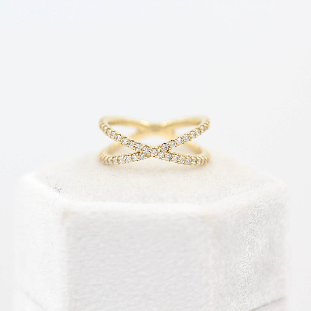 Wedding Band The Criss-Cross Ring