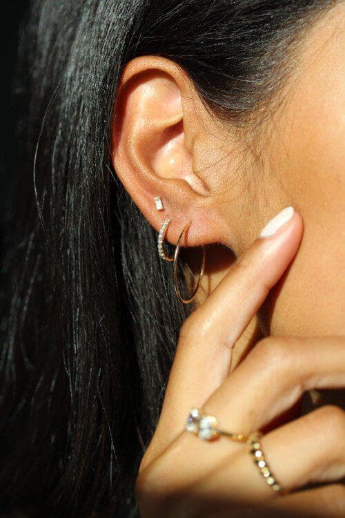 several jewelry gifts for her modeled