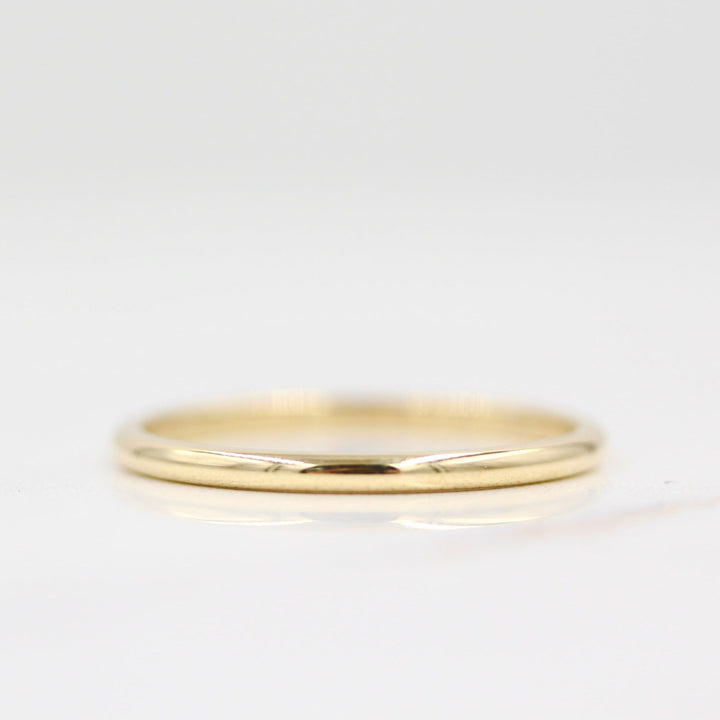 Simple gold stacking band