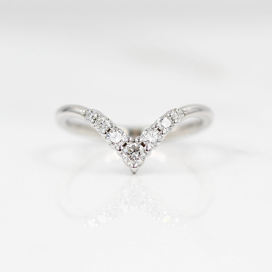 Ready to Ship Ring 14k White Gold Graduated Diamond V-Band in White Gold