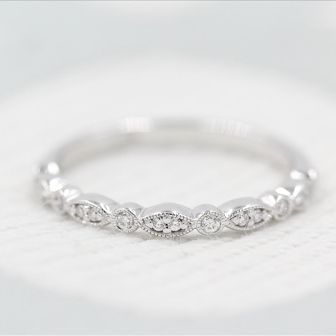 Ready-to-ship Ring 14k White Gold The Charlotte Wedding Band in White Gold