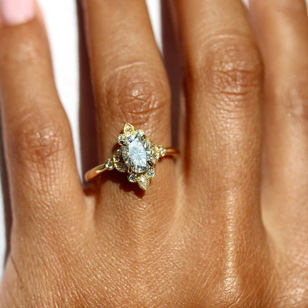 The Harlow Ring (Oval) in yellow gold modeled