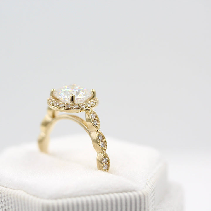 Ready to Ship Ring 14k Yellow Gold The Isla Ring (Round) in Yellow Gold with 2ct Moissanite
