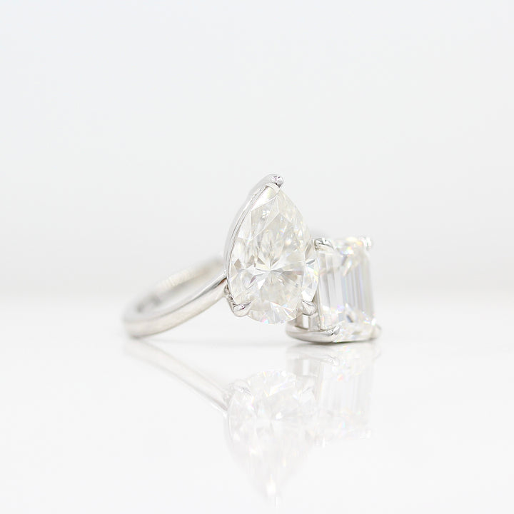 La Grande Toi Et Moi Ring in White Gold with 6ct Moissanite against a white background