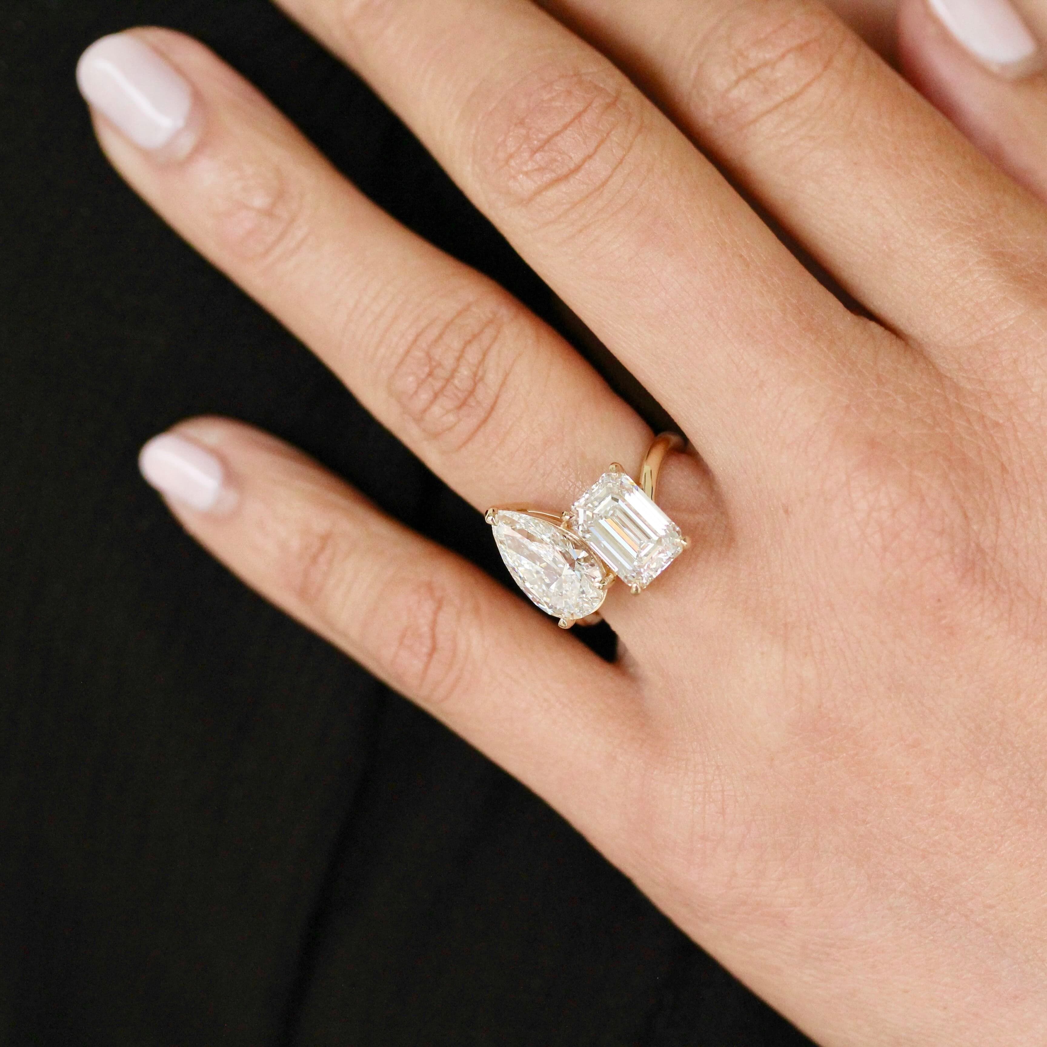 Emerald and Pear Ring | Toi et Moi | Taylor Custom Rings Emerald and Pear Ring | Toi et Moi | Taylor Custom Rings