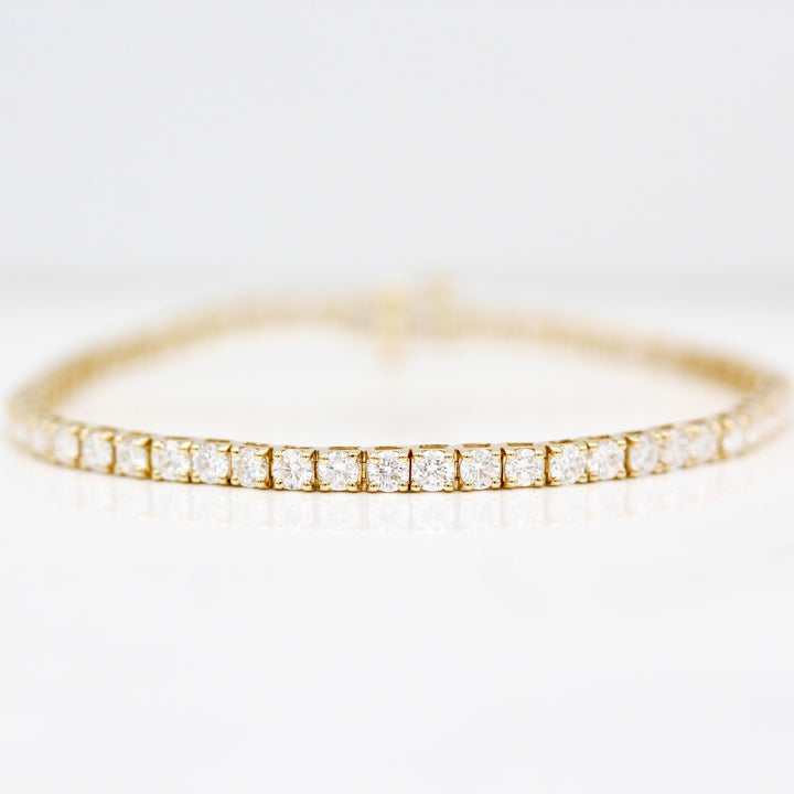 The 5ct Classic Lab-Grown Diamond Tennis Bracelet 7" in Yellow Gold