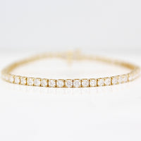 The 5ct Classic Lab-Grown Diamond Tennis Bracelet 7" in Yellow Gold