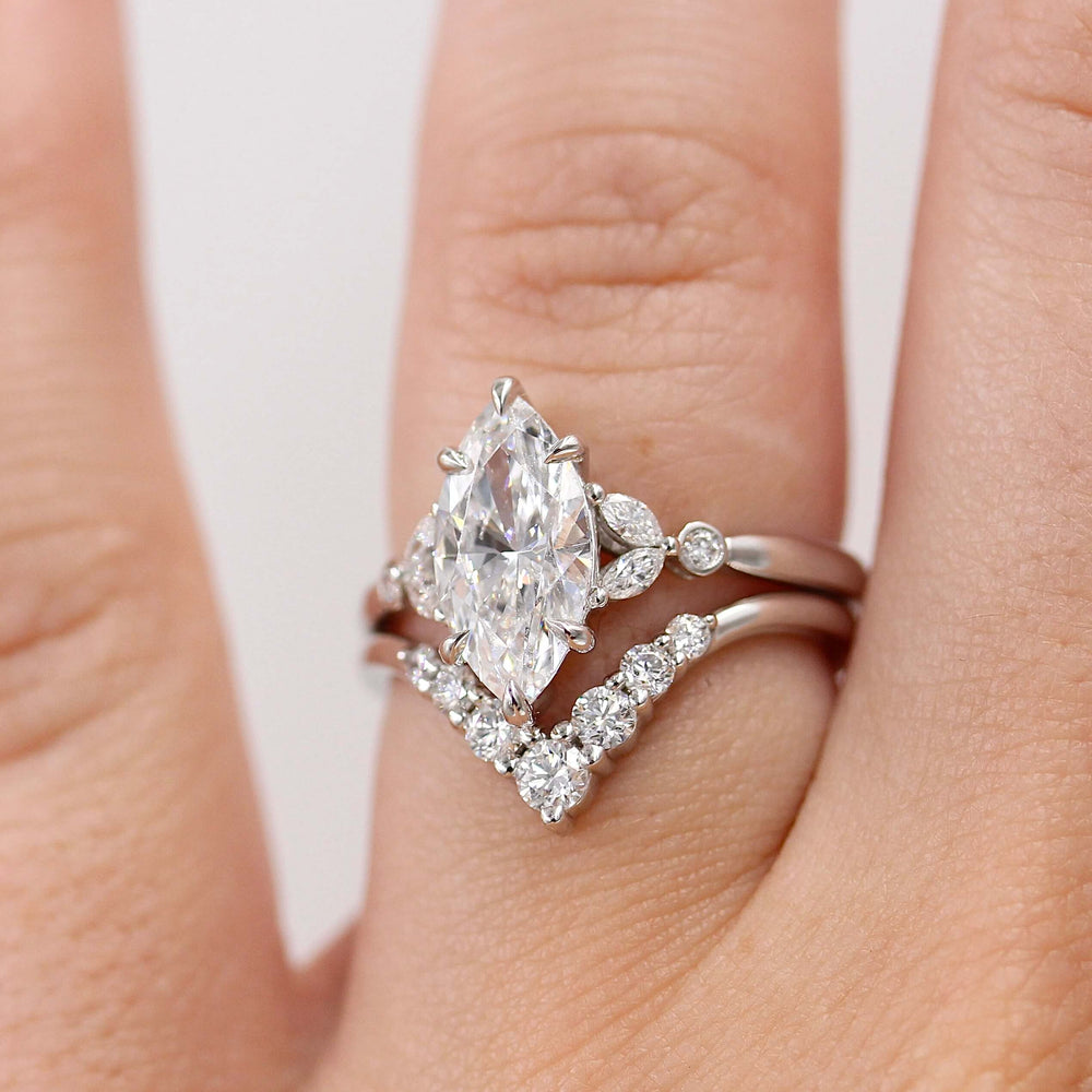 Wedding Band Graduated Diamond V-Band