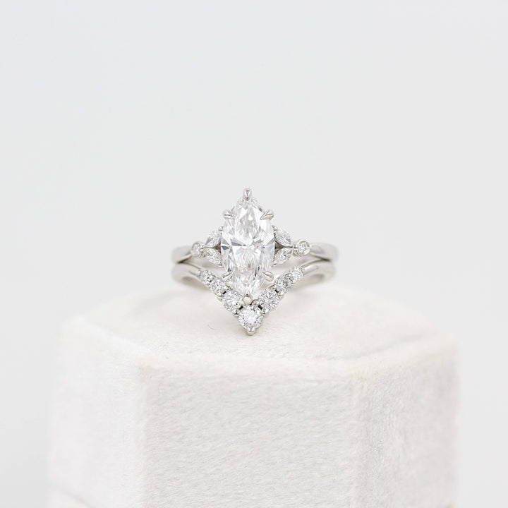Ready to Ship Ring 14k White Gold Graduated Diamond V-Band in White Gold