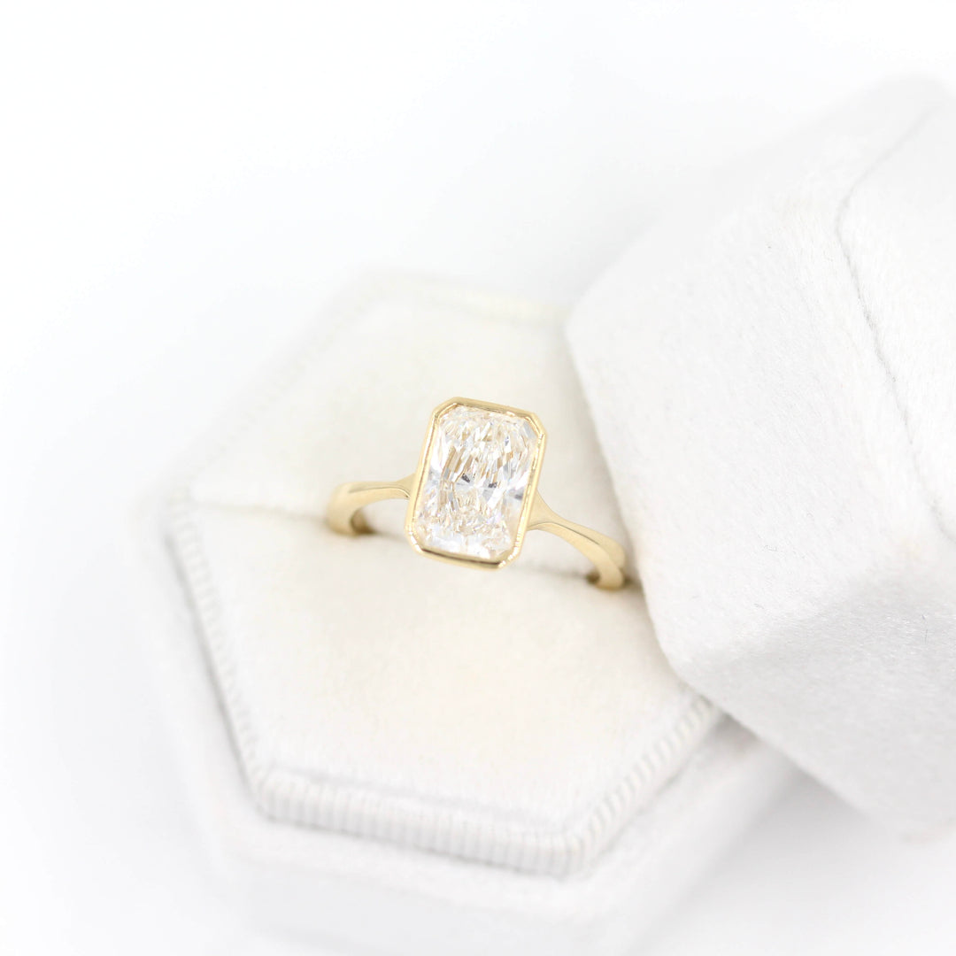 Ready to Ship Ring Lab-Grown Diamond / 14k Yellow Gold / 2.36ct The Stevie Ring (Radiant) in Yellow Gold with 2.36ct Lab-Grown Diamond