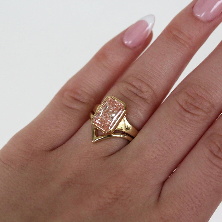 Engagement Ring 14k Yellow Gold / 3.8ct The Billie Ring (Radiant) in Yellow Gold with 3.8ct Pink Lab-Grown Diamond
