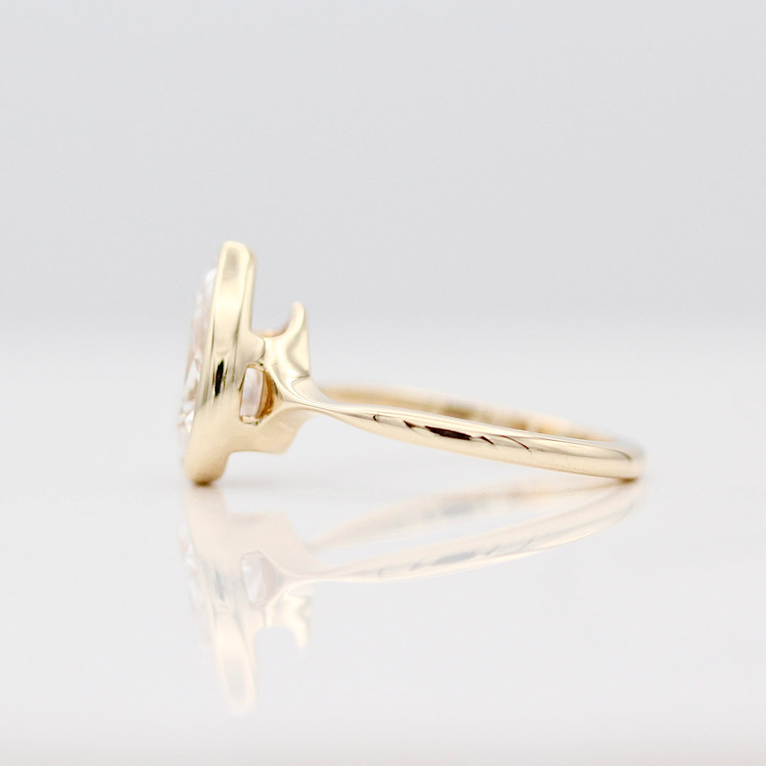The Stevie Ring (Pear) in Yellow Gold with 2.04ct Lab-Grown Diamond
