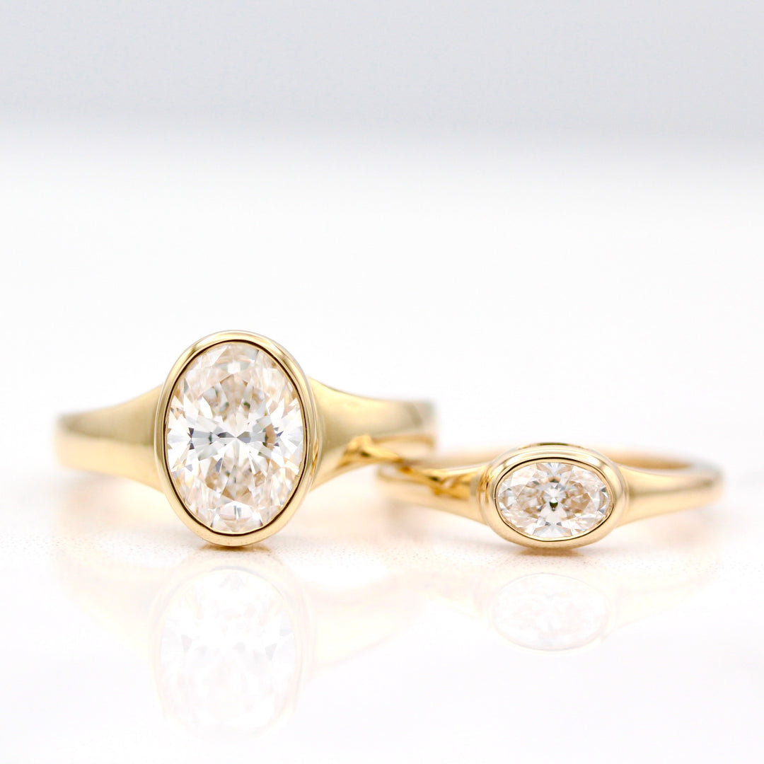 Baby Billie East-West Oval and Billie Oval side by side in Yellow Gold
