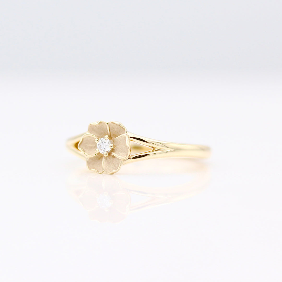 The Poppy Pinky Ring in Yellow Gold with Lab Diamond center.