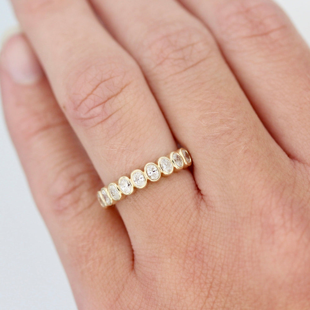 Wedding Band The Sammy Wedding Band (Oval)