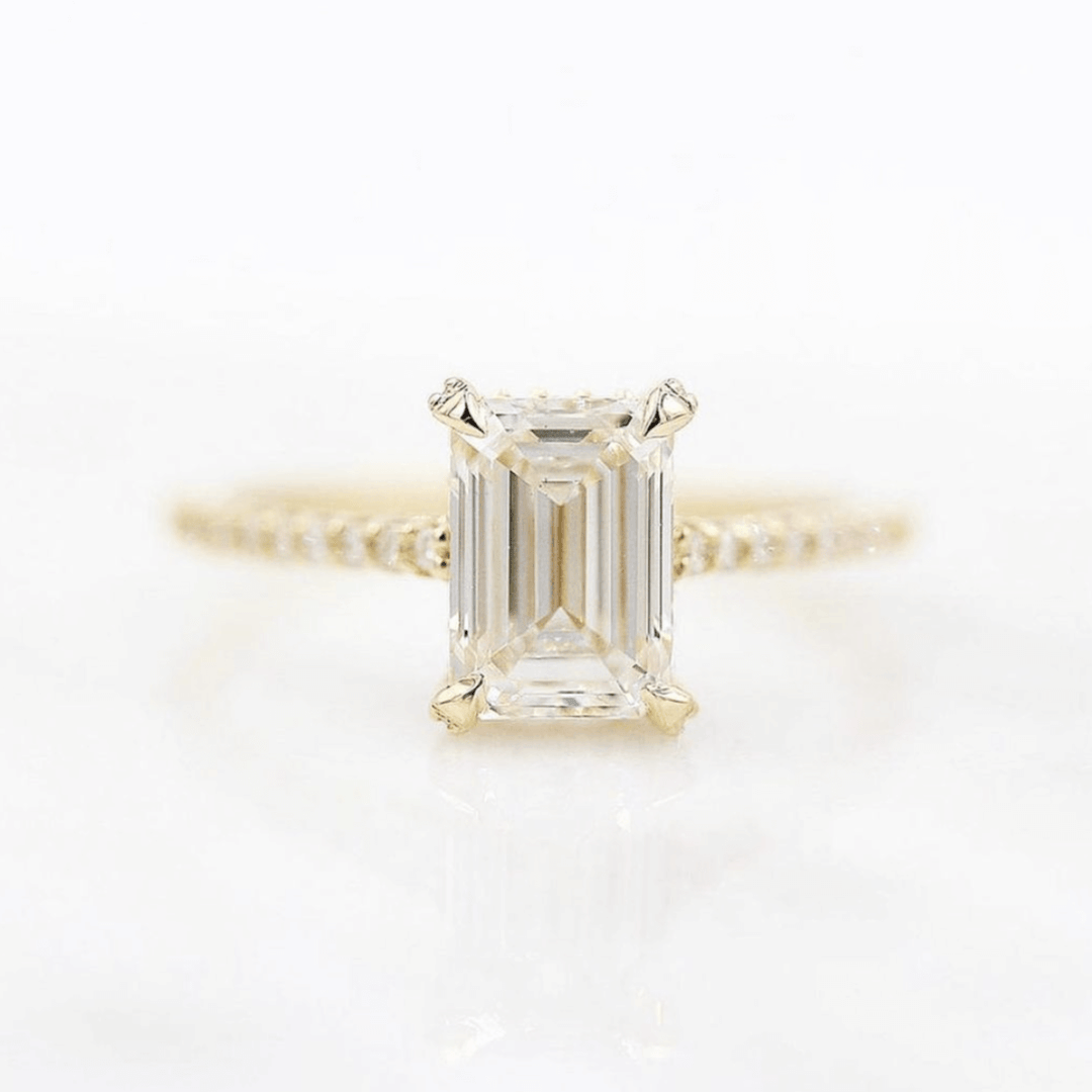 Victoria Ring Moissanite