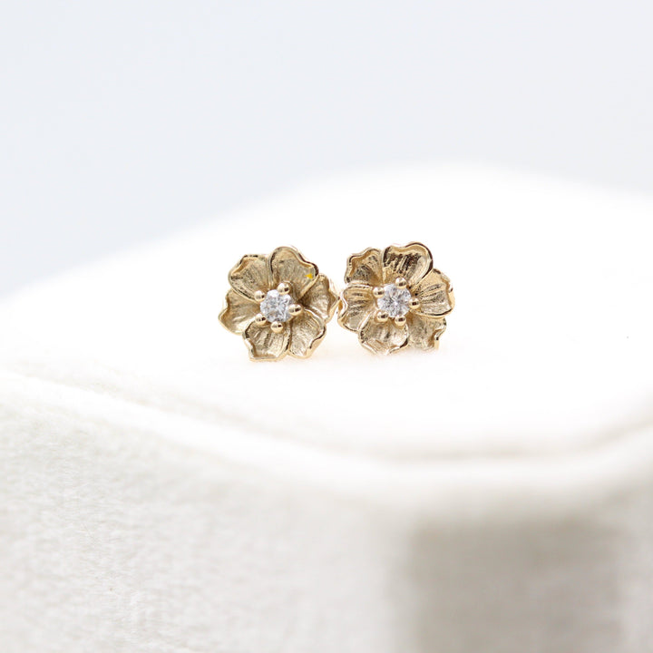 Earrings 14k Yellow Gold The Poppy Earrings in Yellow Gold