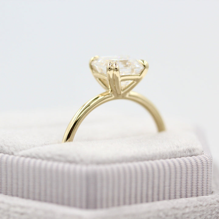 Engagement Ring The Serena Ring (Asscher)