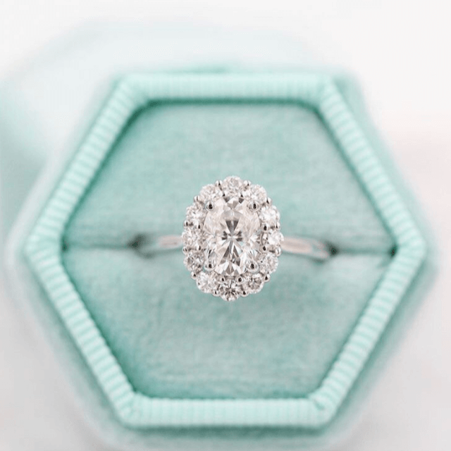 The Ava Ring - Moissanite